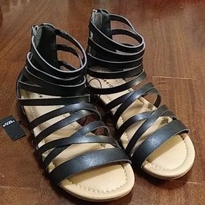Black gladiator sandals